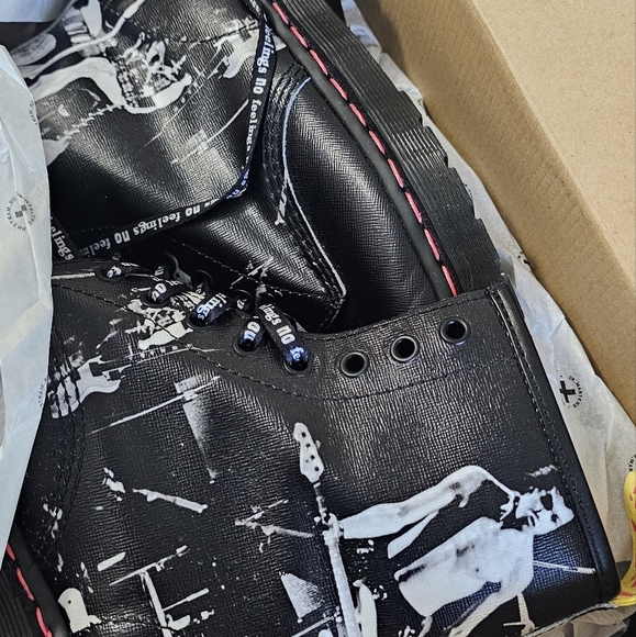 Dr. Martens Sex Pistols Vicious Size USL 10 USM9 UK8 EU42  Pre-owned - Picture 14 of 15